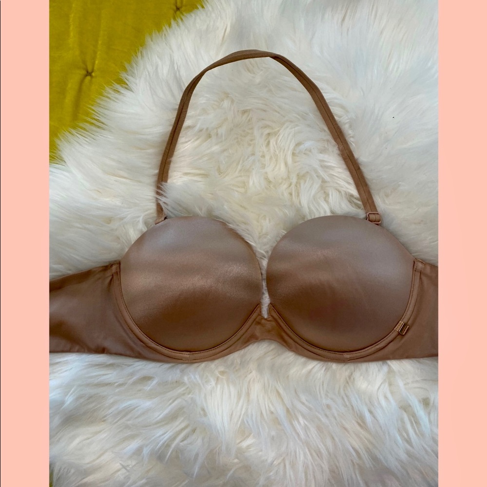NWOT padded VS beautiful bra Sz 32DD 💛